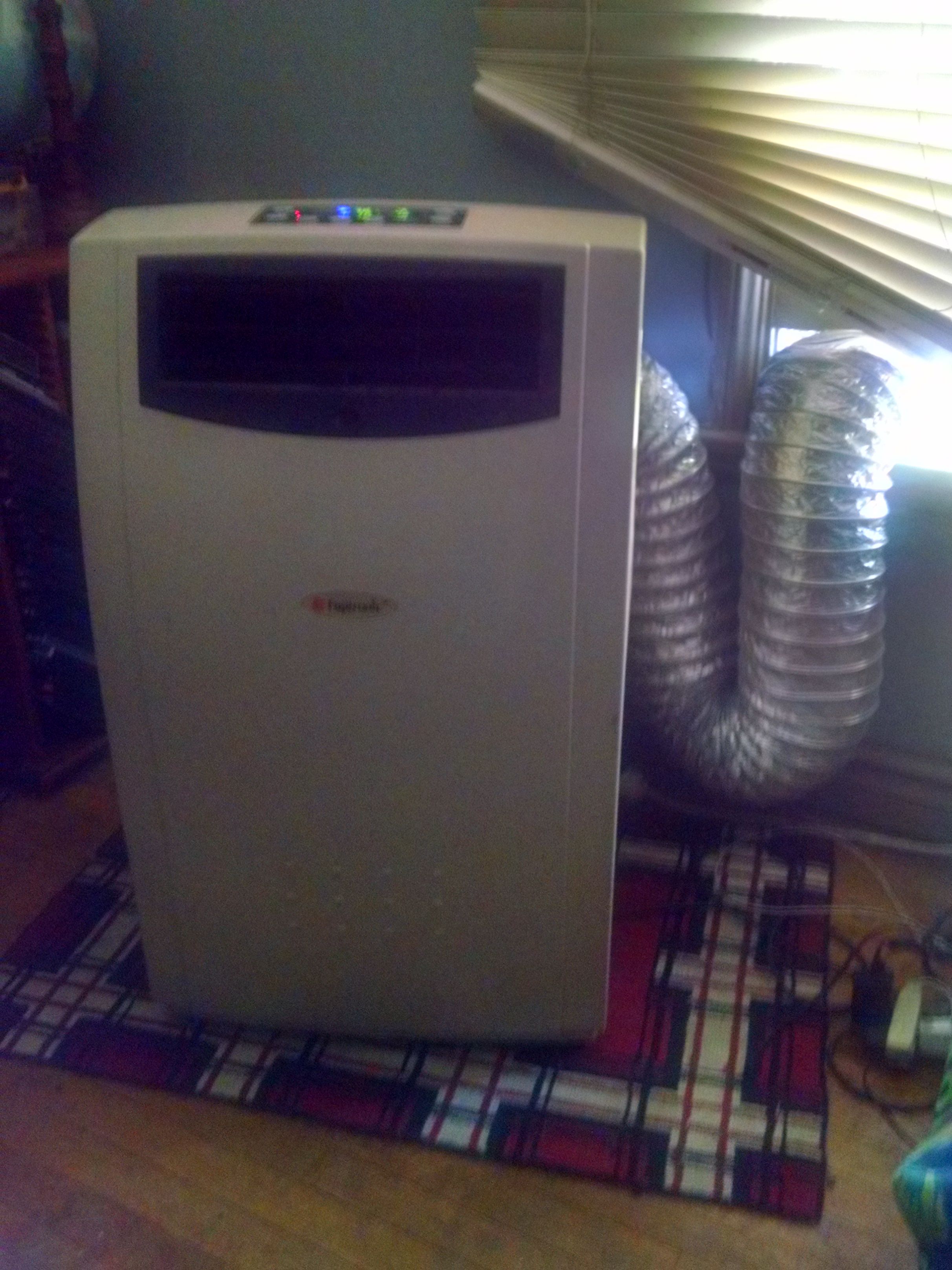 Ac portable Fujitronic FA-1300 13,000 Cooling Capacity (BTU) Portable Air Conditioner