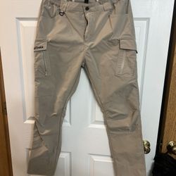 Women’s water resistant cargo pants