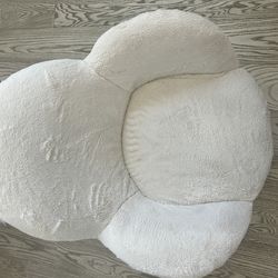 Cozy White Chair