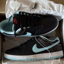 Nike Dunk Low SE 'Barber Shop - Black'