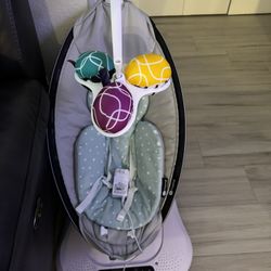 4Moms Mamaroo