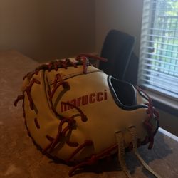 Marucci First Base Mitt