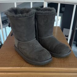 Bailey bow Uggs kids 