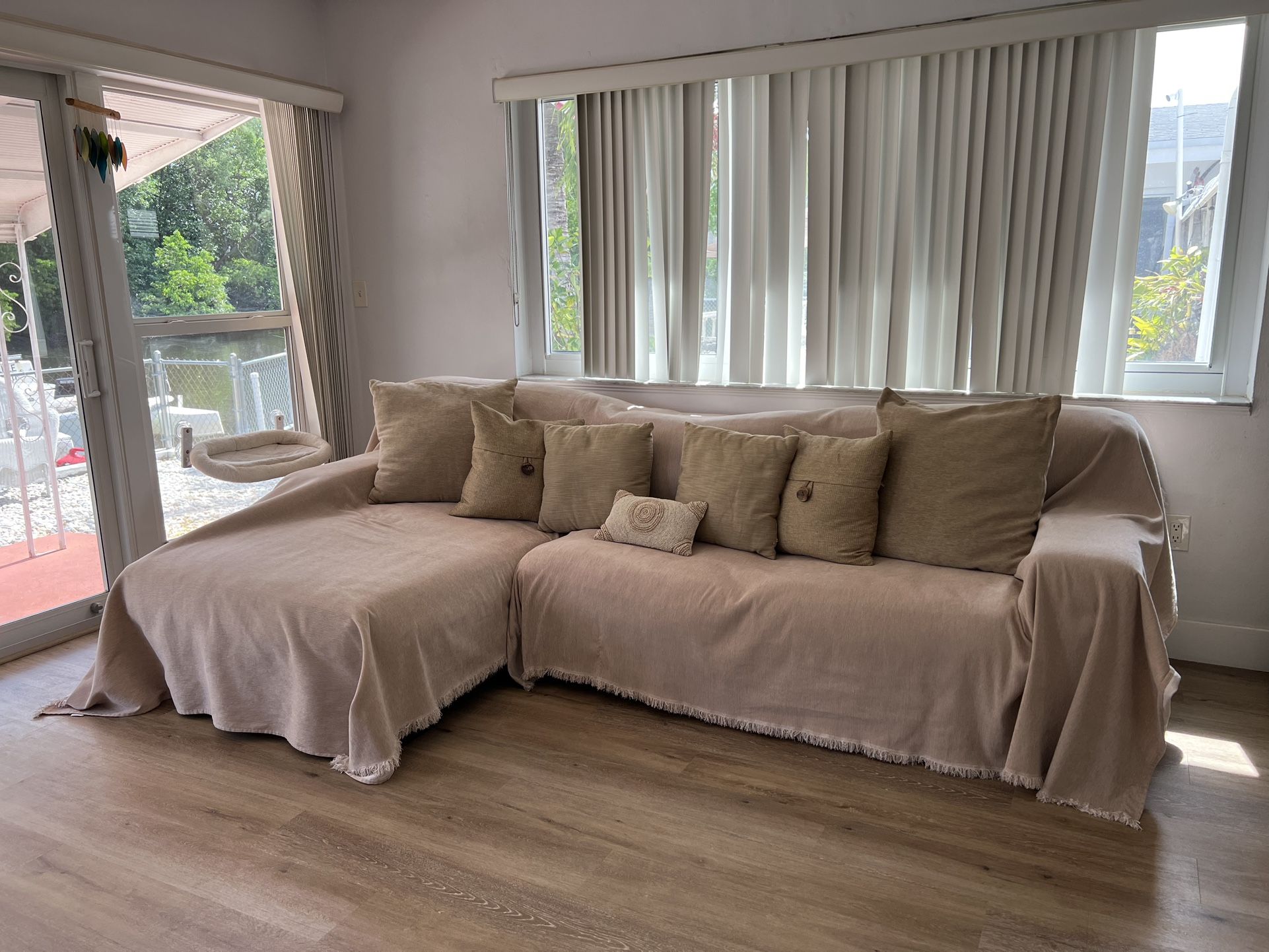 Sectional Sofa
