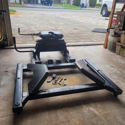 Rv 5th Wheel Tow Assembly