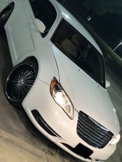 22 inch Bzo’s on low pros all tires 80 percent