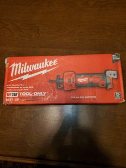 Milwaukee 2627-20 M18 18V Compact Cordless Drywall Cut Out Tool - Bare Tool. This Is My Lowest Price. I