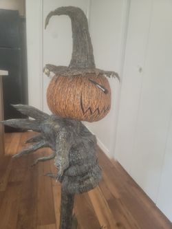 Halloween prop pumpkin witch