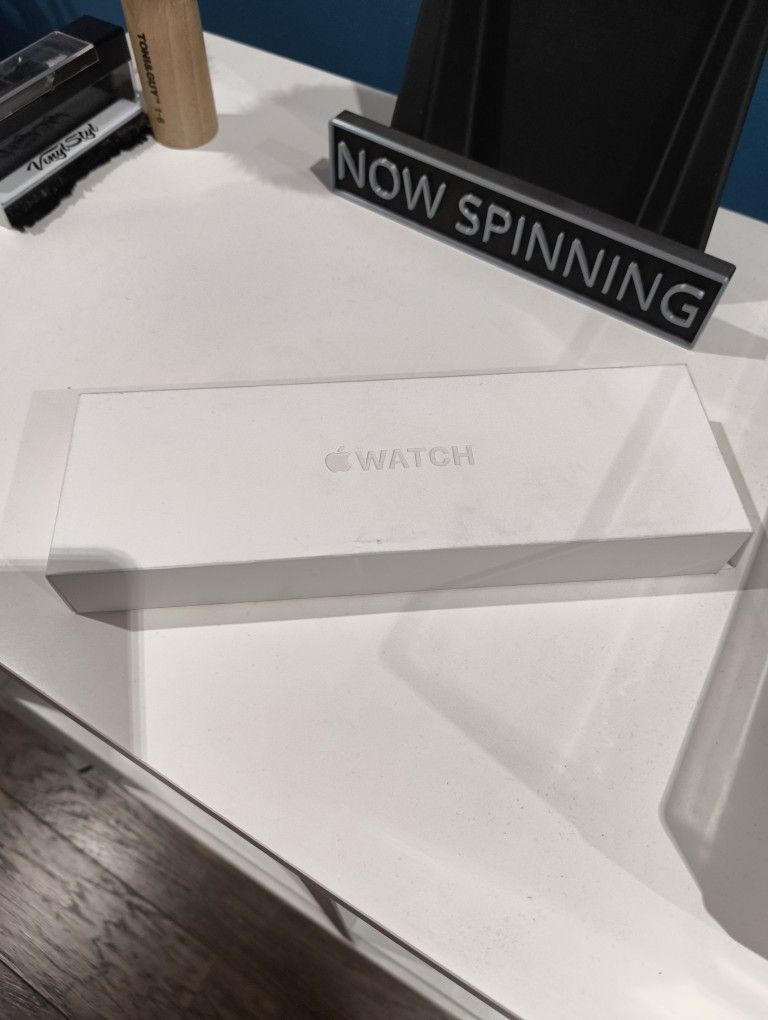 Series 11 Apple Watch 46mm Rose Gold