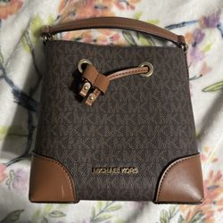 Michael Kors Small Bucket Purse 