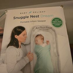 Gently Used Bassinet 