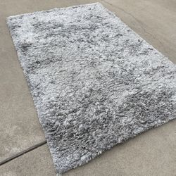Silver Shag Rug/ Carpet 