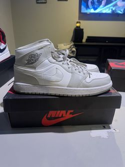 Air Jordan Mids Camo Grey