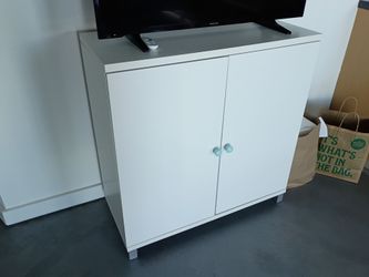 Nice bookshelf