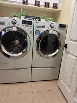 WASHER AND GAS DRYERS LG