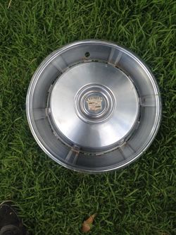 Cadillac hubcaps