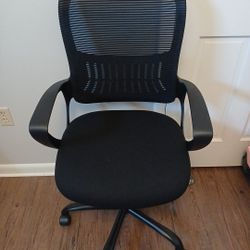 Smug Office Computer Desk Chair
