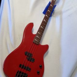 Celebrity 4 String Bass by Ovation
