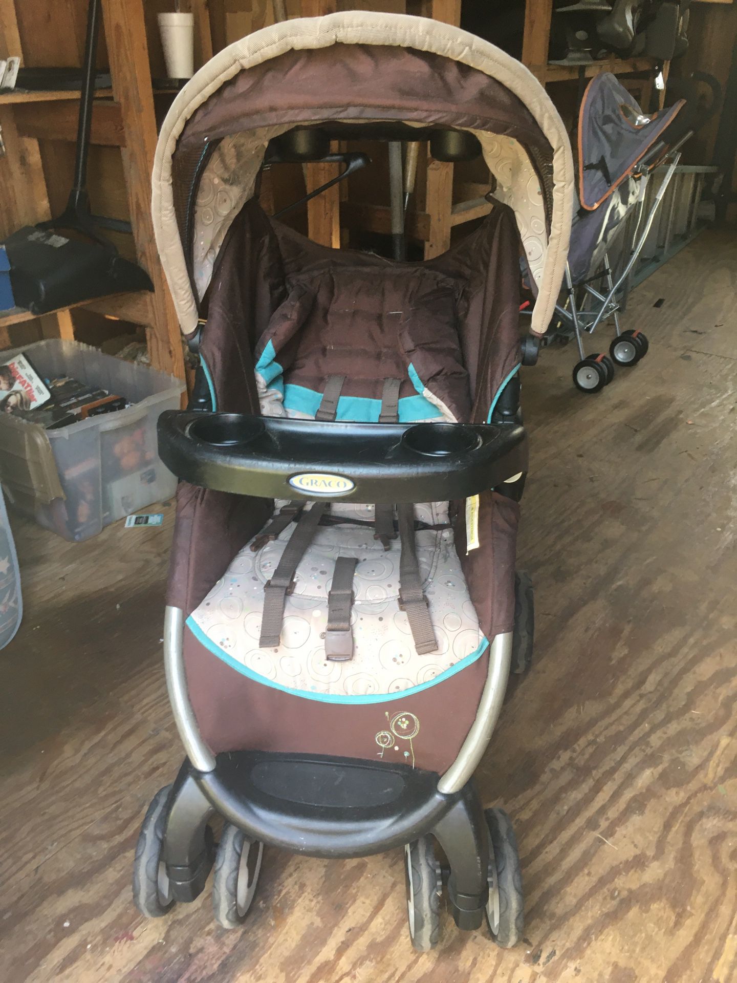 GRACO STROLLER IN EXCELLENT CONDITION