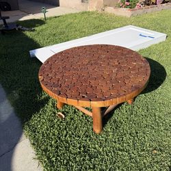 Wooden circular table