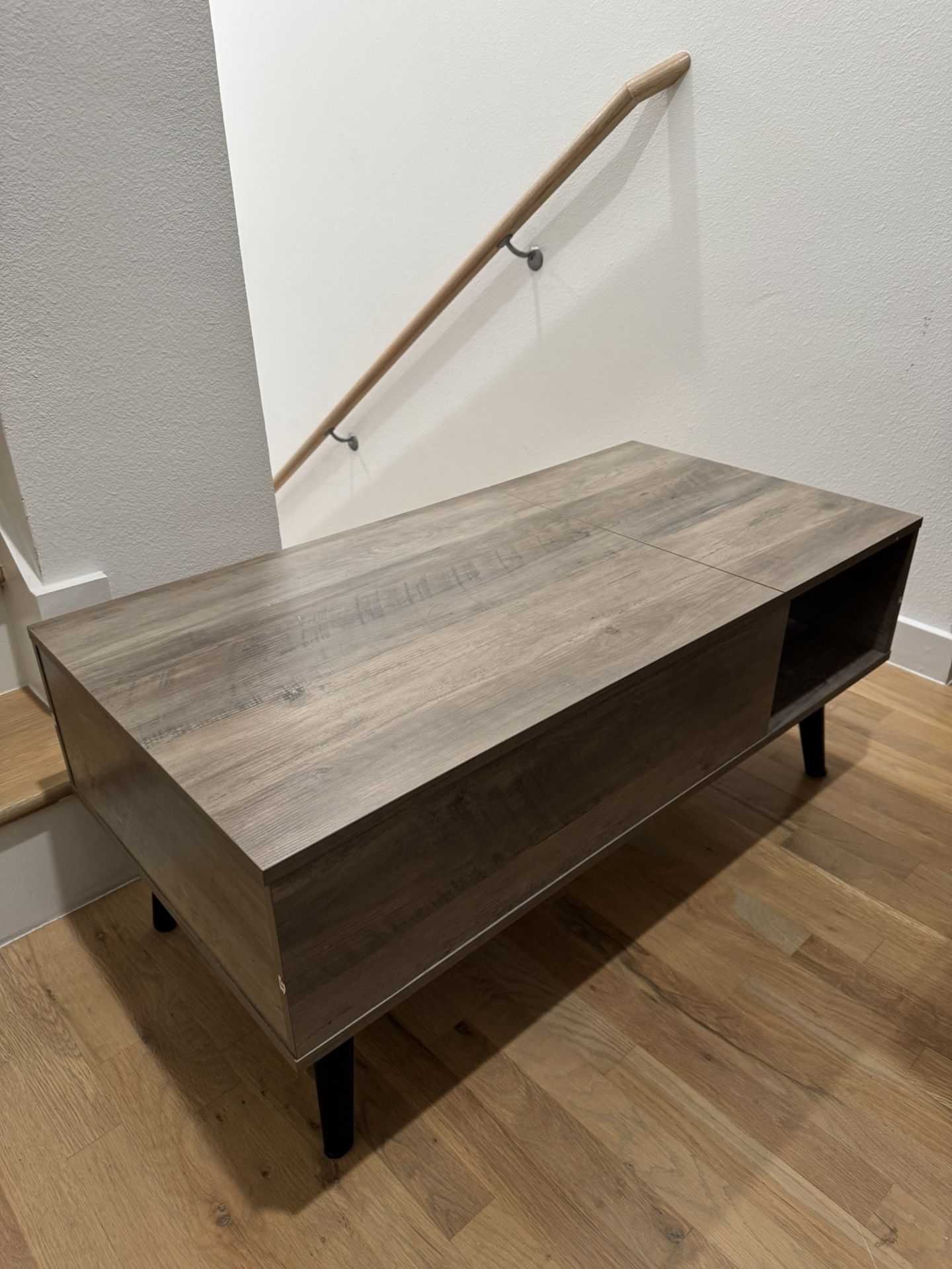 Like New Lift Top Coffee Table Grey/Beige