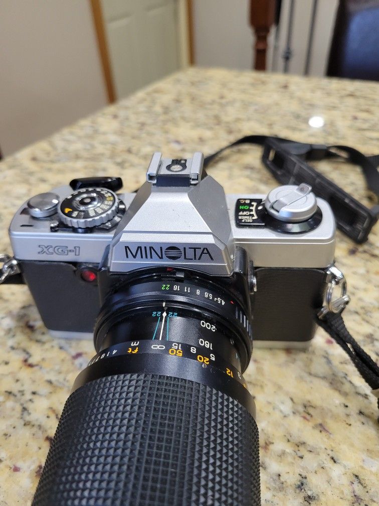Camera  Minolta 