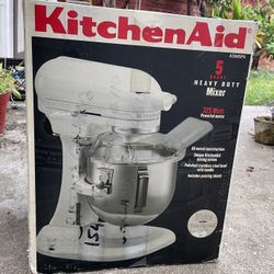 KitchenAid 5 Quart Heavy Duty Mixer