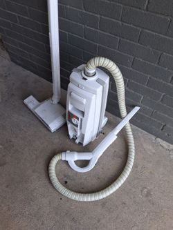 Aerus Lux Legacy Vaccum Cleaner