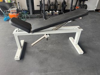 Adjustable bench