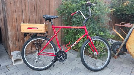 GT Karakoram 
22" Frame (XL)