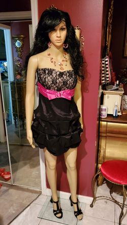 Pampous Girly Prom/Party Dress