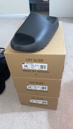 Yeezy Slide Onyx - Size 10
