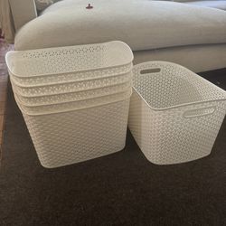 6x Large Storage Bins