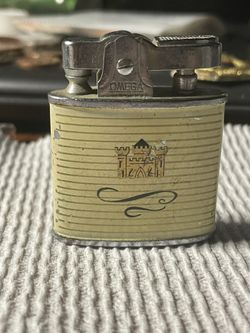 Vintage Symbol Kent Advertising Automatic Cigarette Lighter Gold Castle 