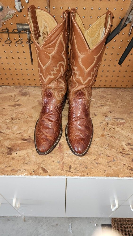 $250 Vintage Nocona Alligator Cowboy Boots Size 10 MED