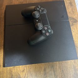 PS4 Console 