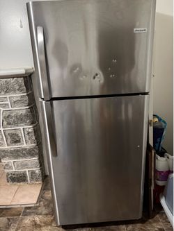 Frigidaire Refrigerator