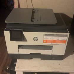 white HP printer