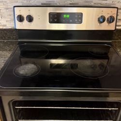 GE Stove 