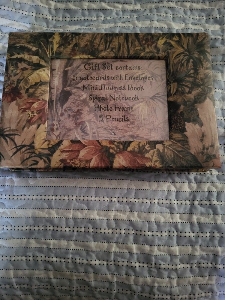 Gift Set (Brand New, Never Used)