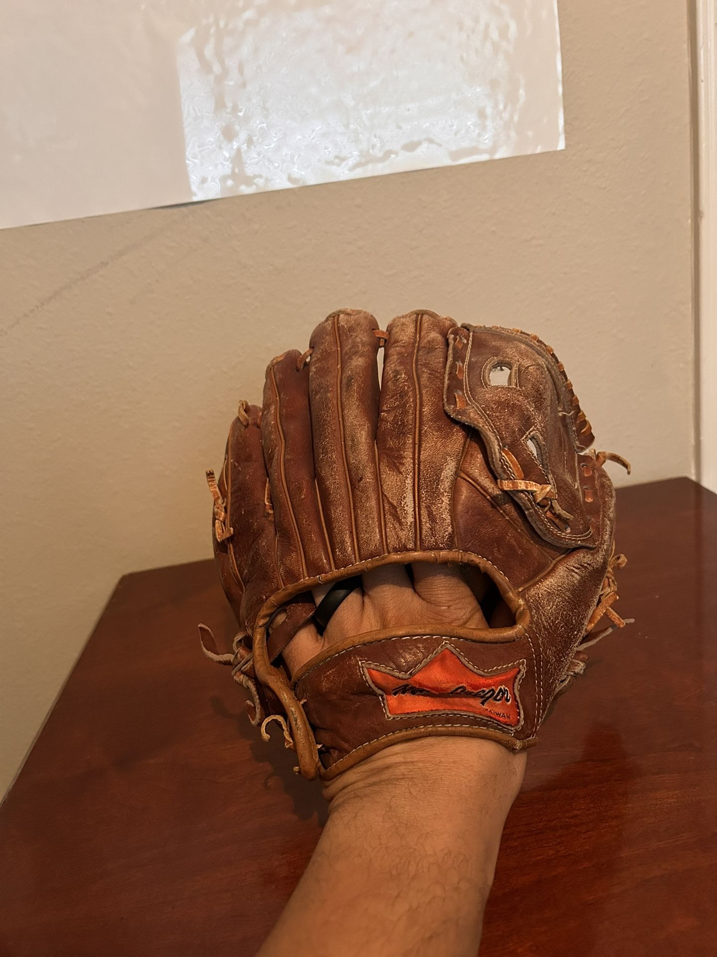 Vintage MacGregor Hank Aaron 715 HRK Baseball Glove RHT Right Hand Throw
