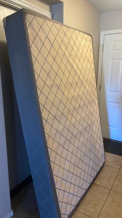 Free full size box spring