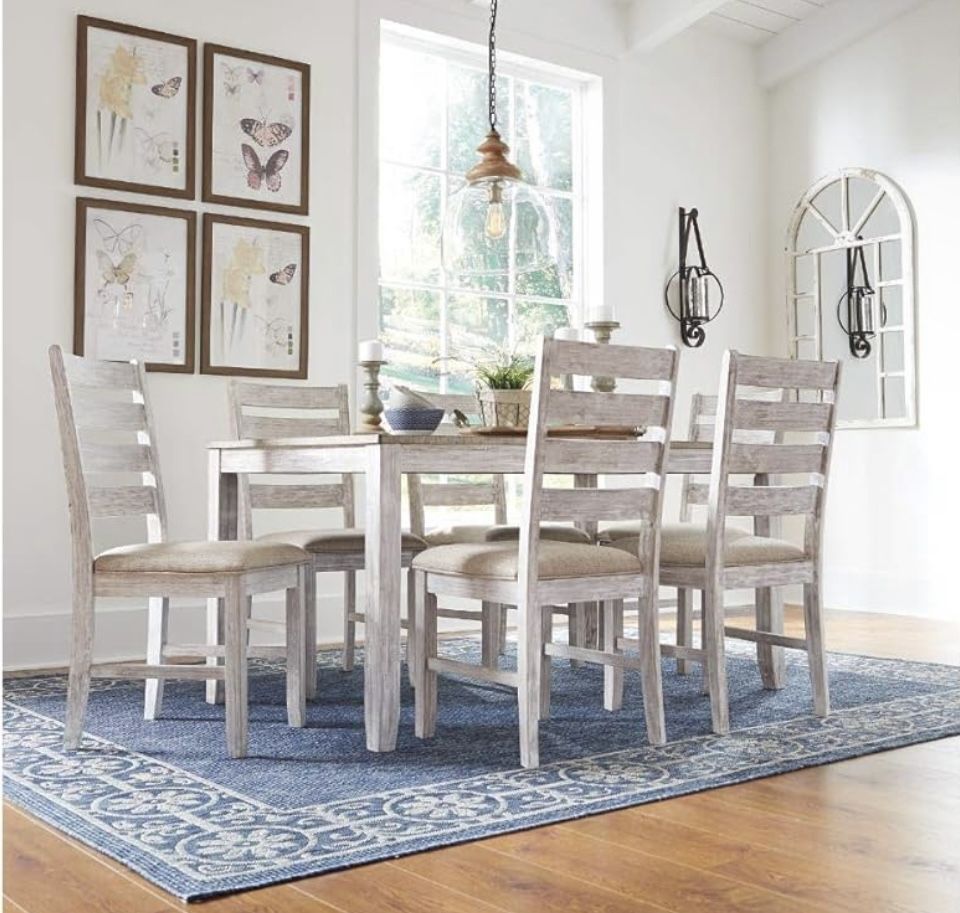 Dining Table and 6 Chairs Set