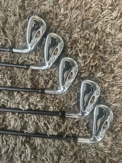Taylormade R7 CGB Max irons Golf clean