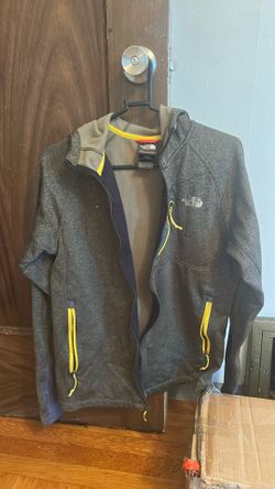 Men’s North face Jacket Size Small 