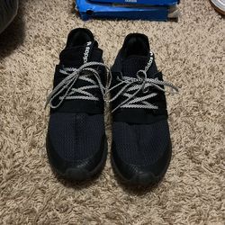 Men Adidas Tubular Size 8