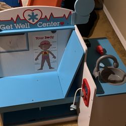 Melissa and Doug doctors office