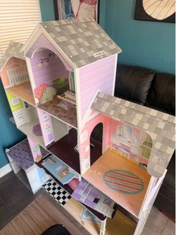Doll house