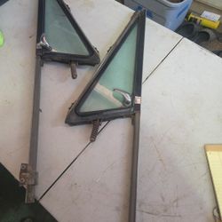 67-72 Chevy Blazer Vent Window Assembly Pair Oem Used