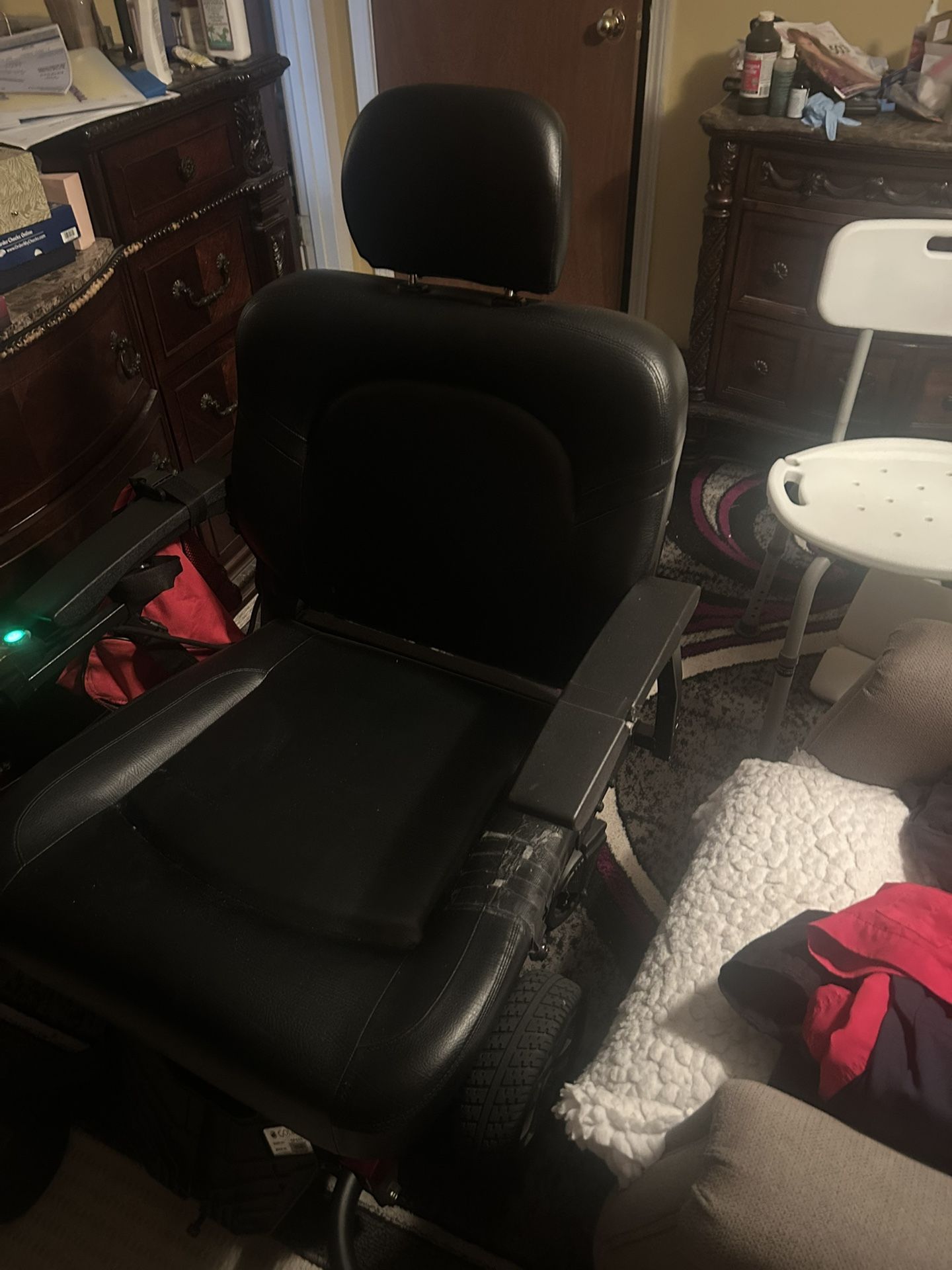 Mobile Power Chair